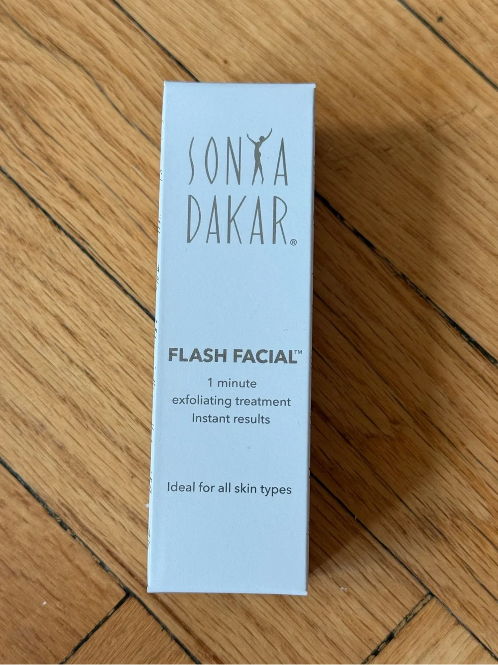 Sonya Daker Flash Facial Exfoliator